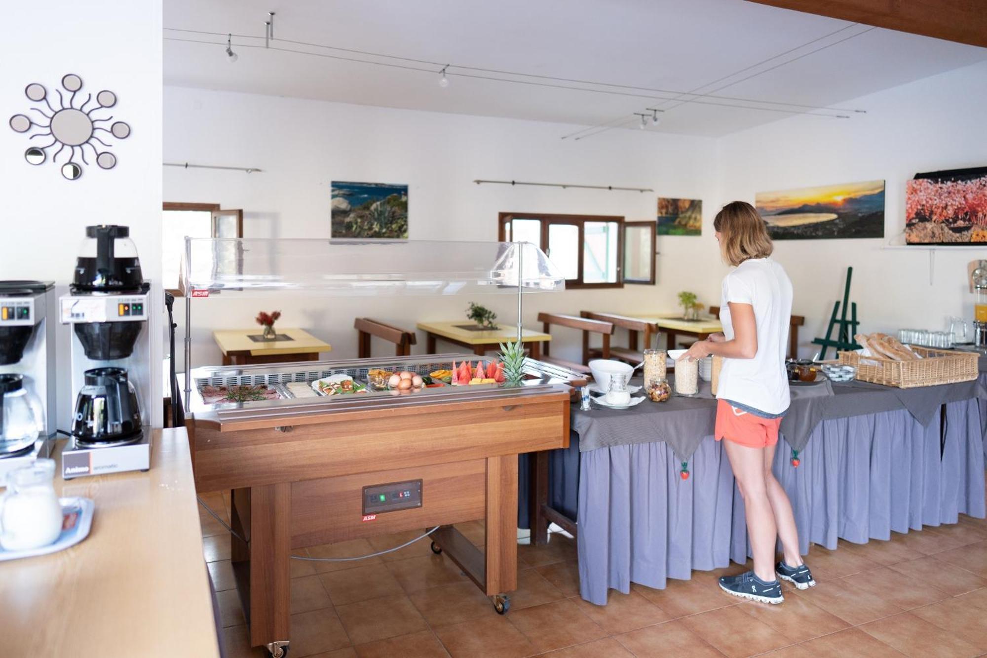 Feriendorf La Mora Calvi  Extérieur photo